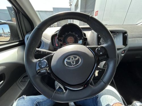 Toyota Aygo 1.0 x-play II